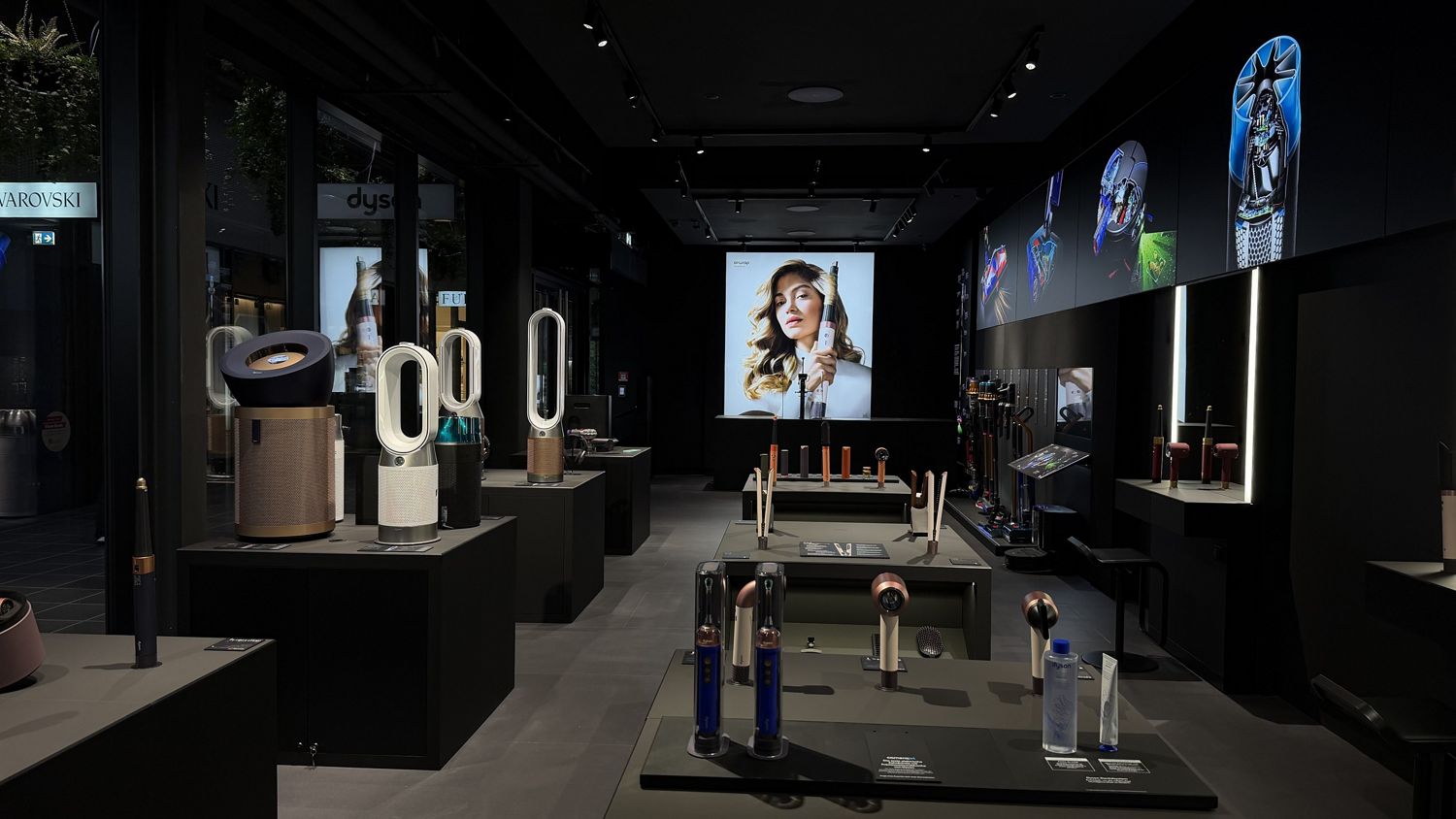Innenansicht Dyson Demo Store Cologne